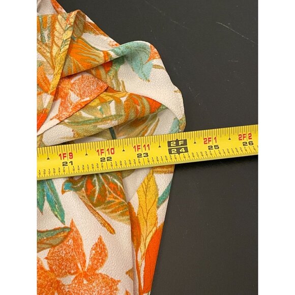 Rose & Olive Plus Size 1X Floral Feminine Flutter Sleeve Ruffle Neck Blouse Top - Picture 8 of 10